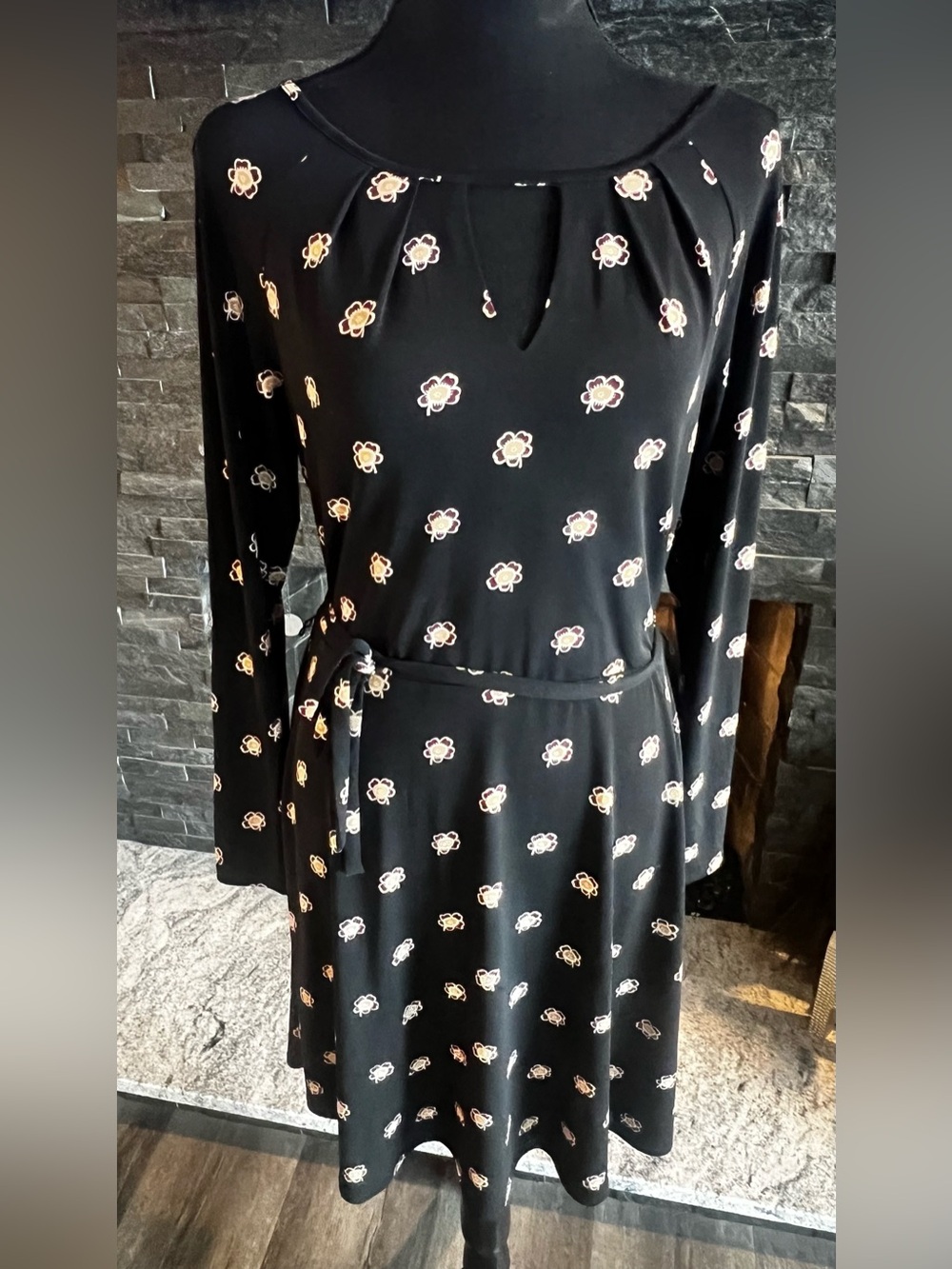 Ann Taylor Black Long-Sleeve Floral Tie-Waist Dress